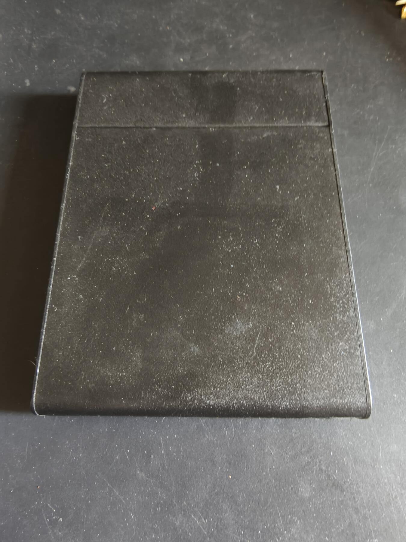 老王徽章第186期 法国贝尔福地区手工业行业工会纪念章    原盒      直径50mm    重量57.2g