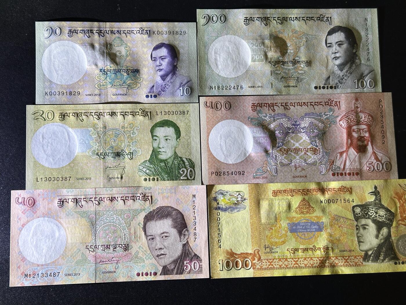 《外钞收藏家》第六百一十六期（精品场）（长期征集拍品、欢迎藏友们联系合作） 不丹10-1000努尔特鲁姆 六张一起 全新UNC 尾829