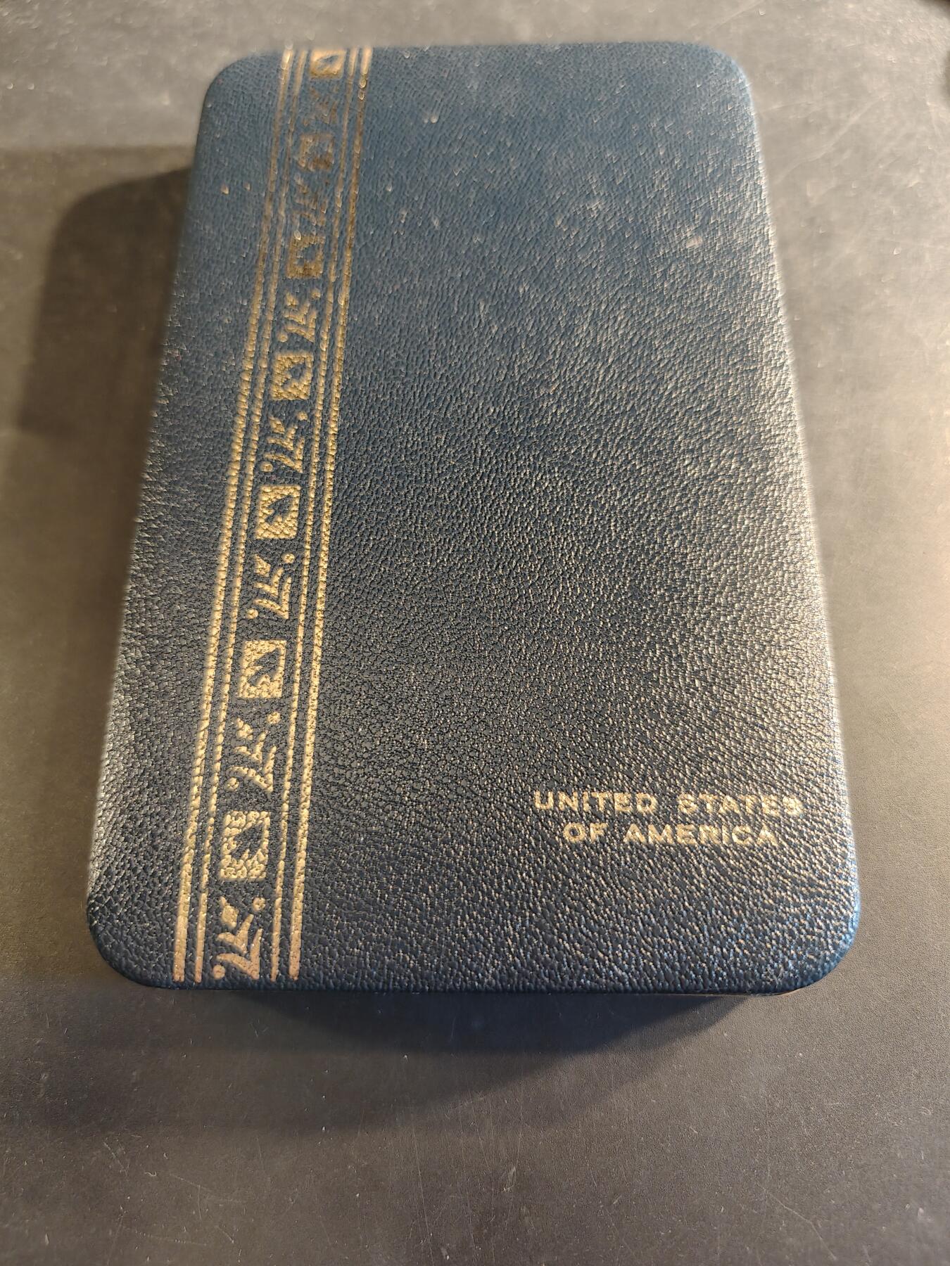 老王徽章第186期 美国海岸警备队杰出服役勋章 原盒带略和珐琅略 少见全套