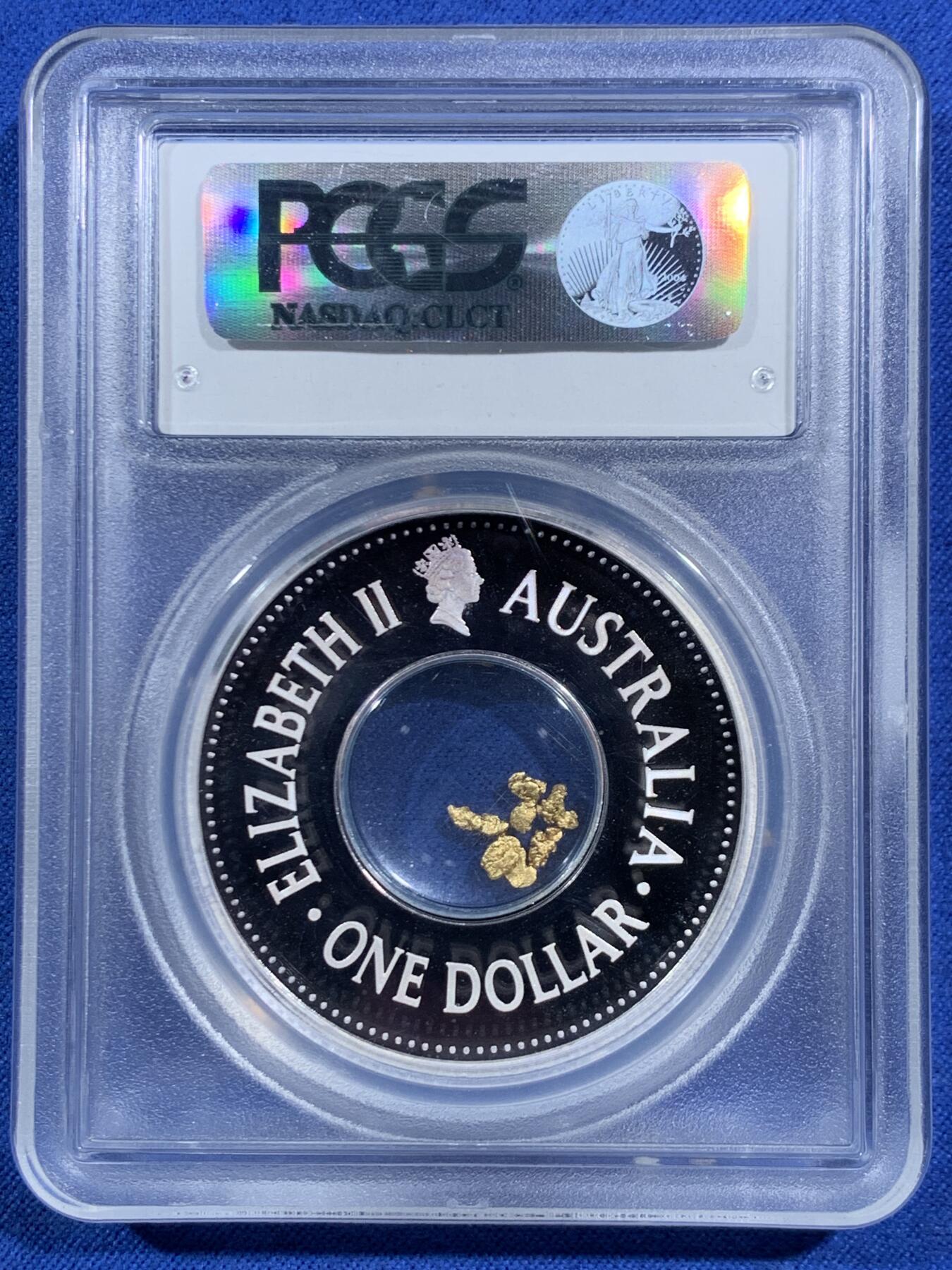 《竞宝斋》第469场 周日，周一 2场连拍 （全场包邮）欢迎送拍 PCGS PR68DCAM 澳大利亚2004年尤里卡堡垒150周年纪念精制银币 带金沙 999银 28.349克 铸造量11138枚 由珀斯造币厂发行 加厚盒 带木盒 细节见图