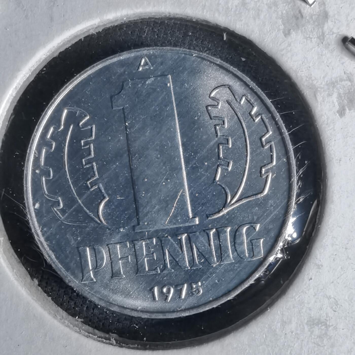 沼泽如烟--第1017场 东德1975年1芬尼