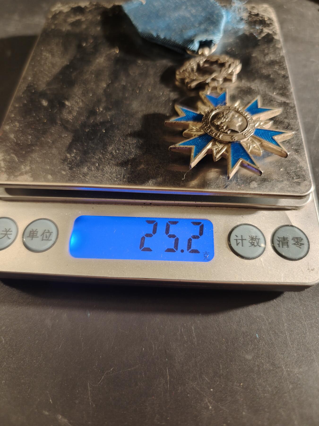 老王徽章第186期 法国骑士级国家功勋勋章    原盒    925银质珐琅     25.2g