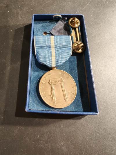 老王徽章第186期 - 美国韩战服役奖章   原盒带略