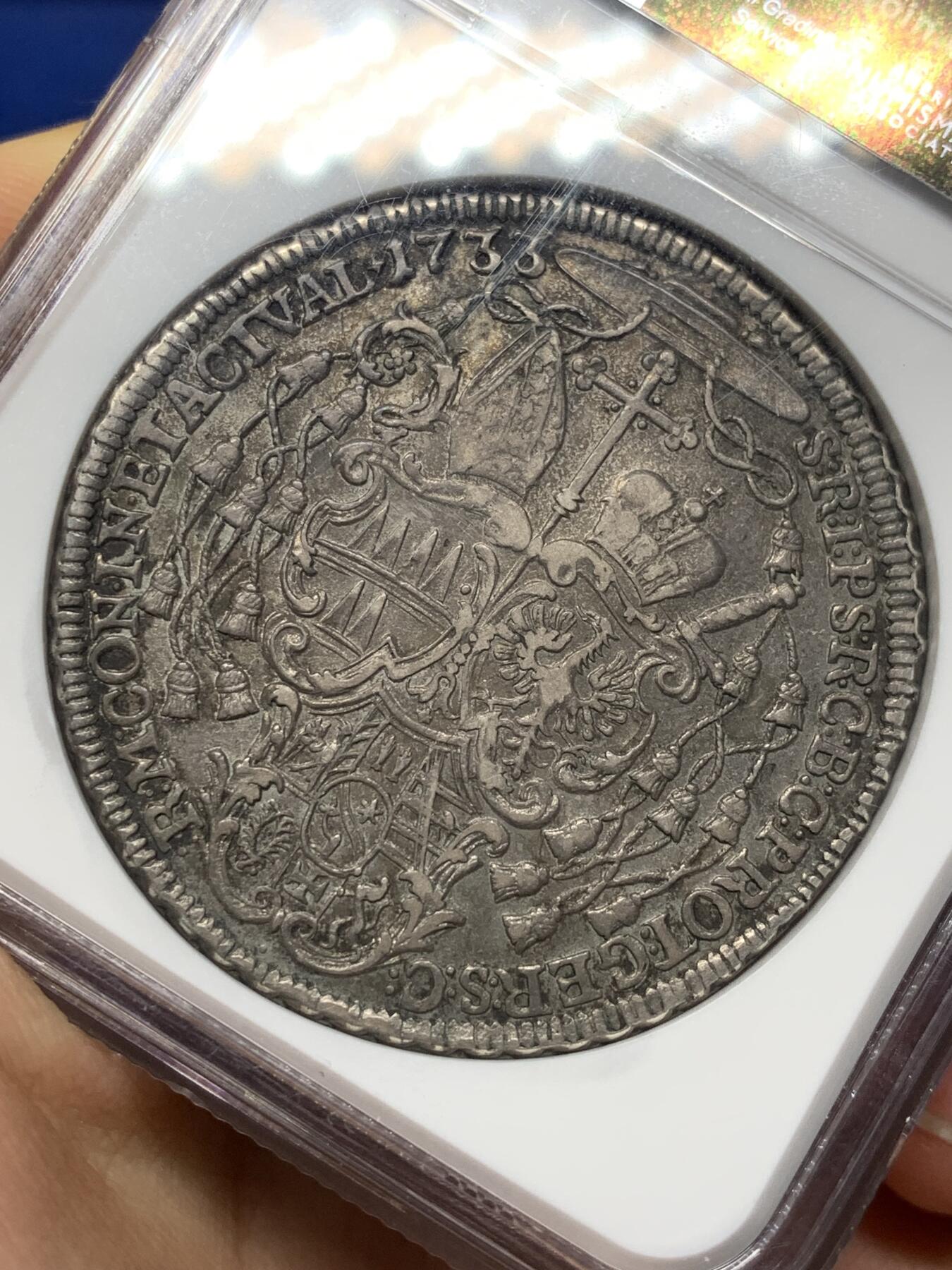 《竞宝斋》第469场 周日，周一 2场连拍 （全场包邮）欢迎送拍 NGC AU53 波西米亚王国 奥洛穆茨主教区 1733年 泰勒大银币 少见版本 季军分 仅3枚有分 2025年瑞士好品裸币 3.3成交