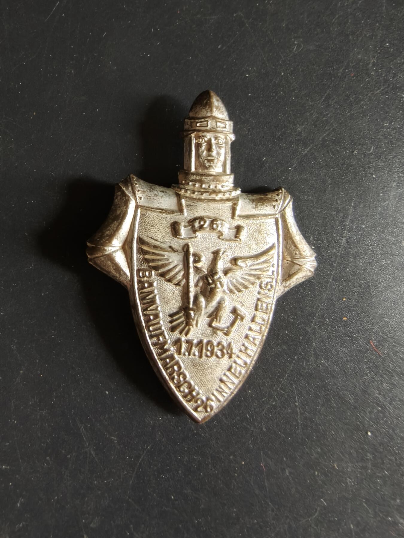 老王徽章第186期 德三1934年哈尔登斯莱本小胡子青年团集会证章