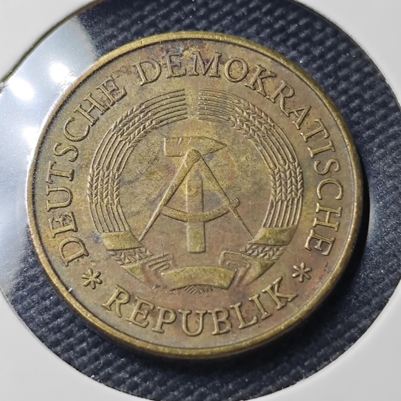 KK钱币收藏小铺   第404期 2月预留时间 周末发货  东德20芬尼铜币