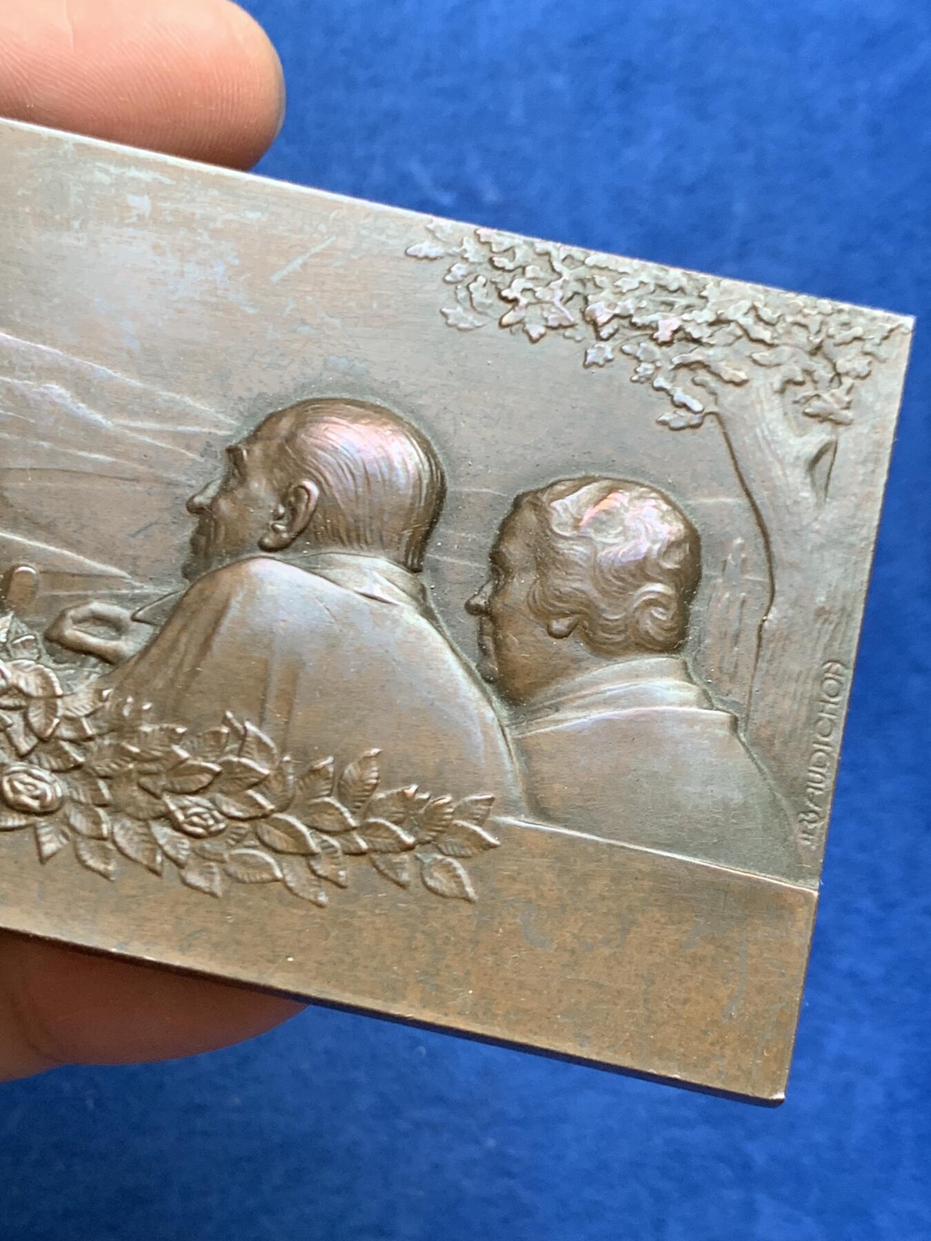 《竞宝斋》第469场 周日，周一 2场连拍 （全场包邮）欢迎送拍 名家名作 法国结婚60周年纪念大铜章 206.7克 57.3*79.7mm 丰饶角铜标边铭 带盒