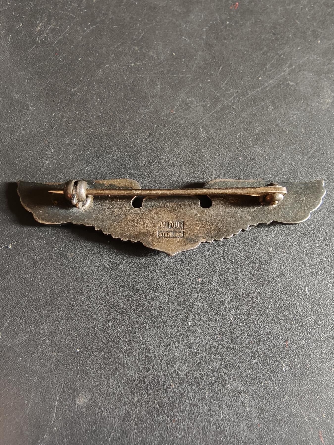 老王徽章第186期 美国二战陆军航空兵飞行员技能章    925银   Balfour厂标    8g   2英寸