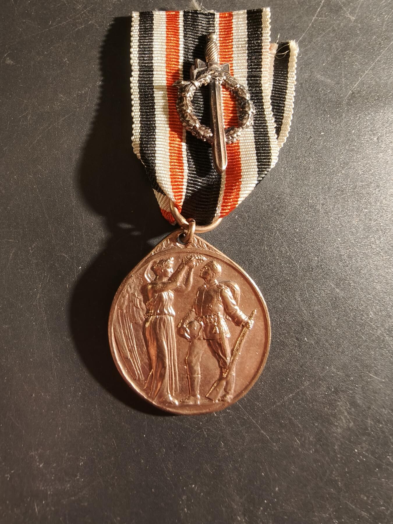 老王徽章第186期 德国一战魏玛老兵协会奖章