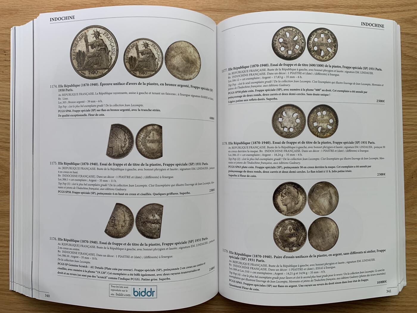 《竞宝斋》第469场 周日，周一 2场连拍 （全场包邮）欢迎送拍   MDC 世界币章拍卖目录 大开本 内图精美 有很多见不到的珍惜币章 重达2.4公斤 包邮 编号14