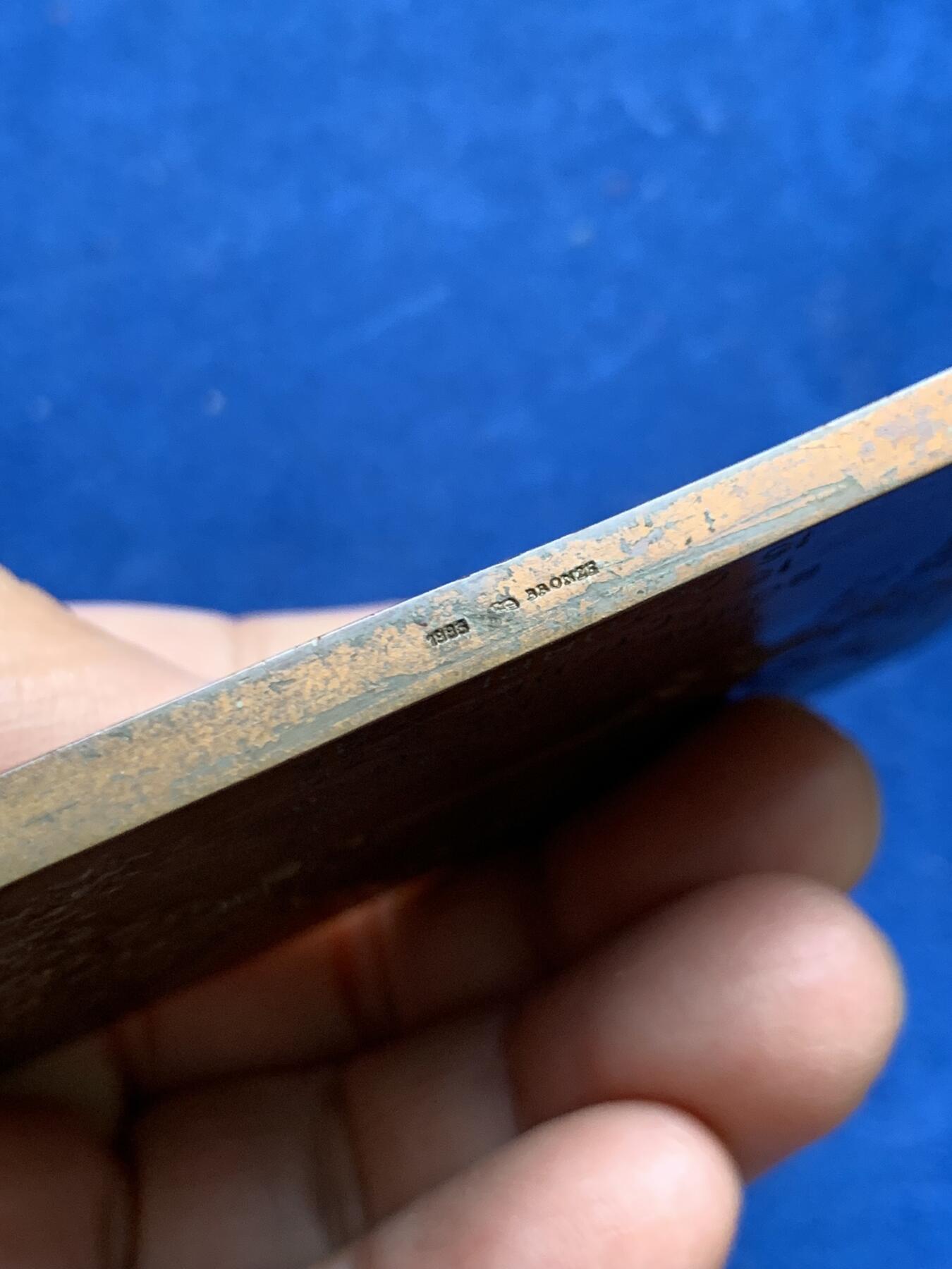 《竞宝斋》第469场 周日，周一 2场连拍 （全场包邮）欢迎送拍 名家名作 法国结婚60周年纪念大铜章 206.7克 57.3*79.7mm 丰饶角铜标边铭 带盒