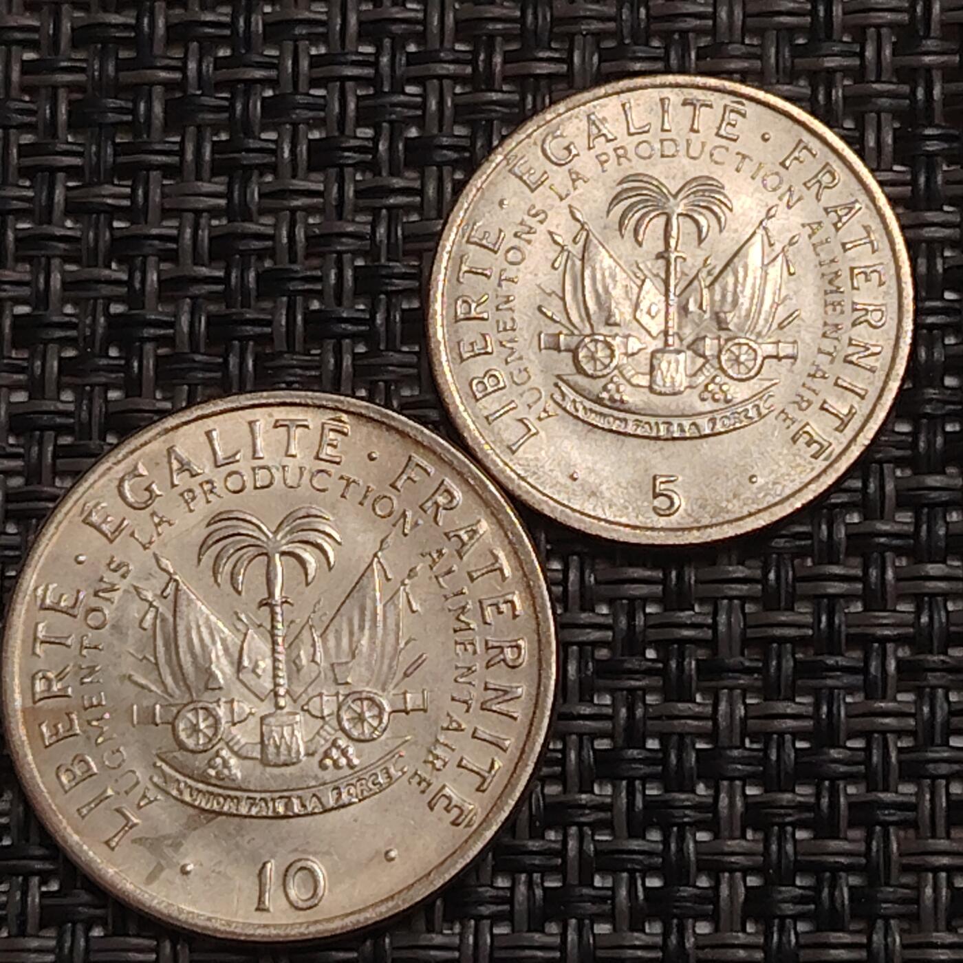 布加迪🐬～世界钱币(上海)🌾第 280 期 /  各国套币和散币 海地🇭🇹 1975年 5/10分 两枚