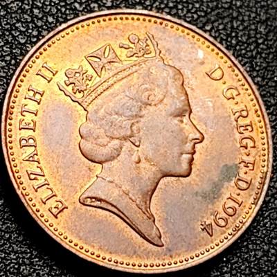 泉币菌-第206场-拍品多 请提前出价 铜底光 英国1994年 2便士 威尔士亲王徽章 女王 高冠 钢镀铜币 25.9mm