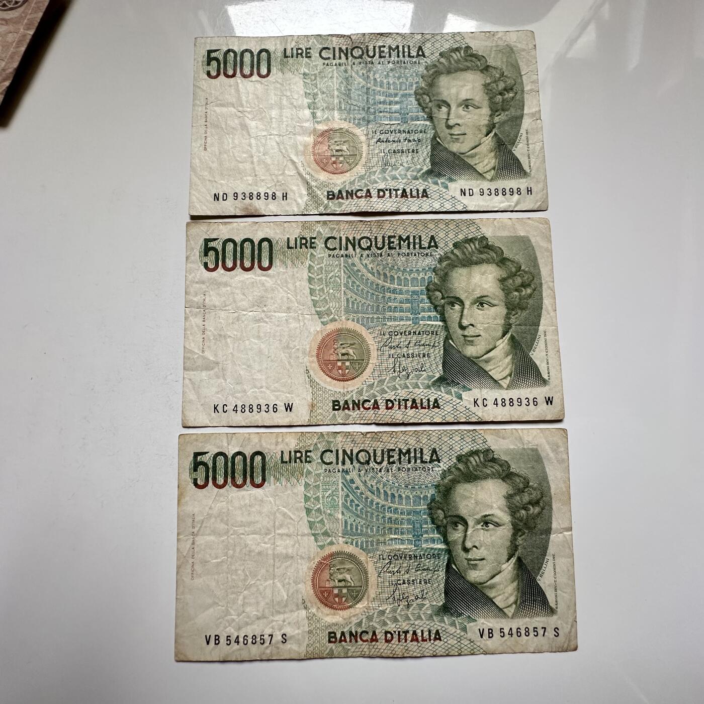 🌹外币初藏🌹🐯2026年第27场   每周二四六晚8️⃣点 接代拍 意大利1985年 5000里拉纸币（贝利尼版）三张一组 