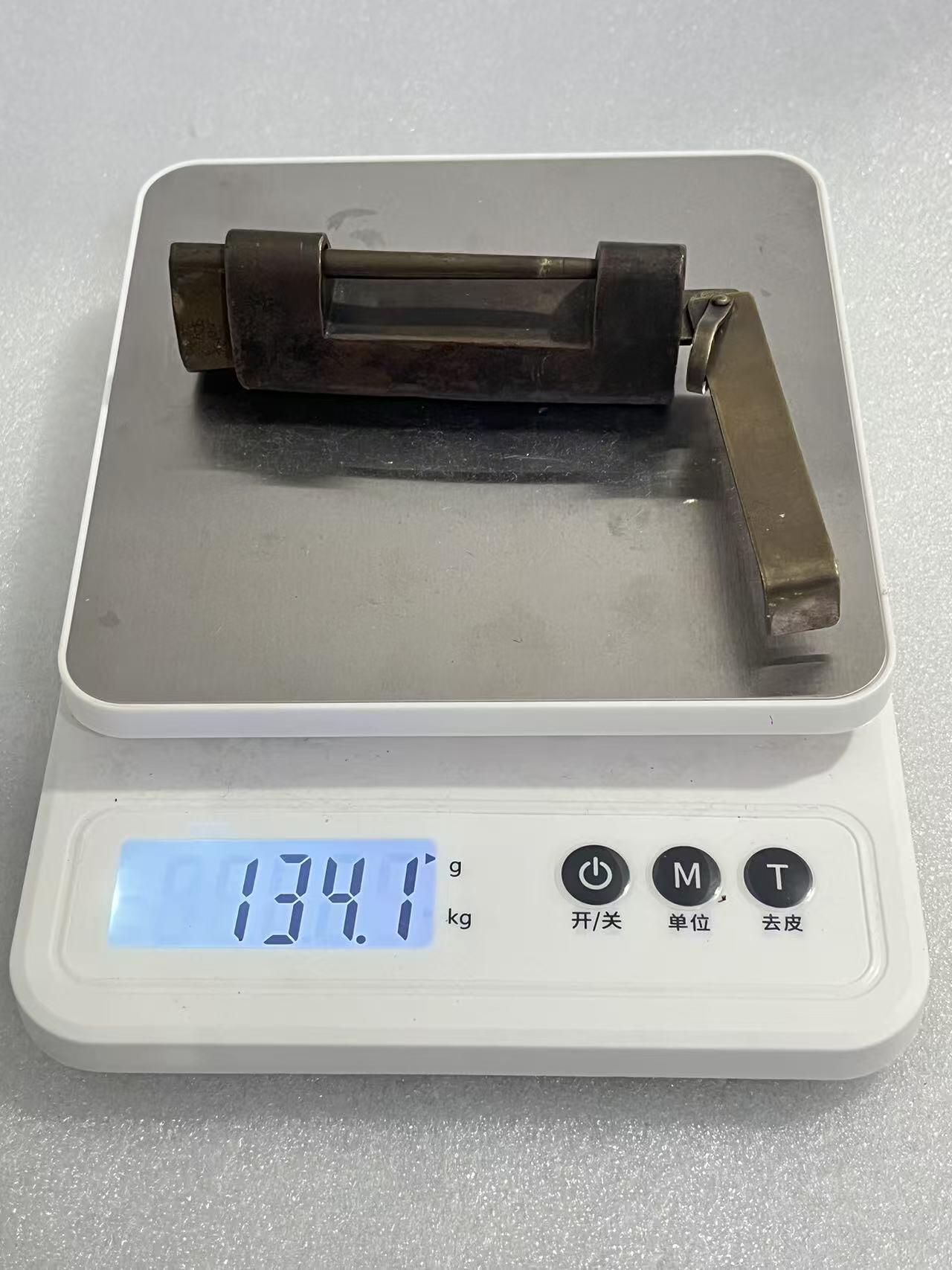 江南杂, 清代名家锁，李怡兴带款可以打开，可以使用