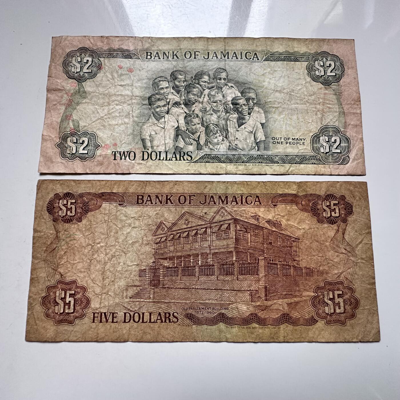 🌹外币初藏🌹🐯2026年第27场   每周二四六晚8️⃣点 接代拍 牙买加1982-1992年 2/5元纸币一组 