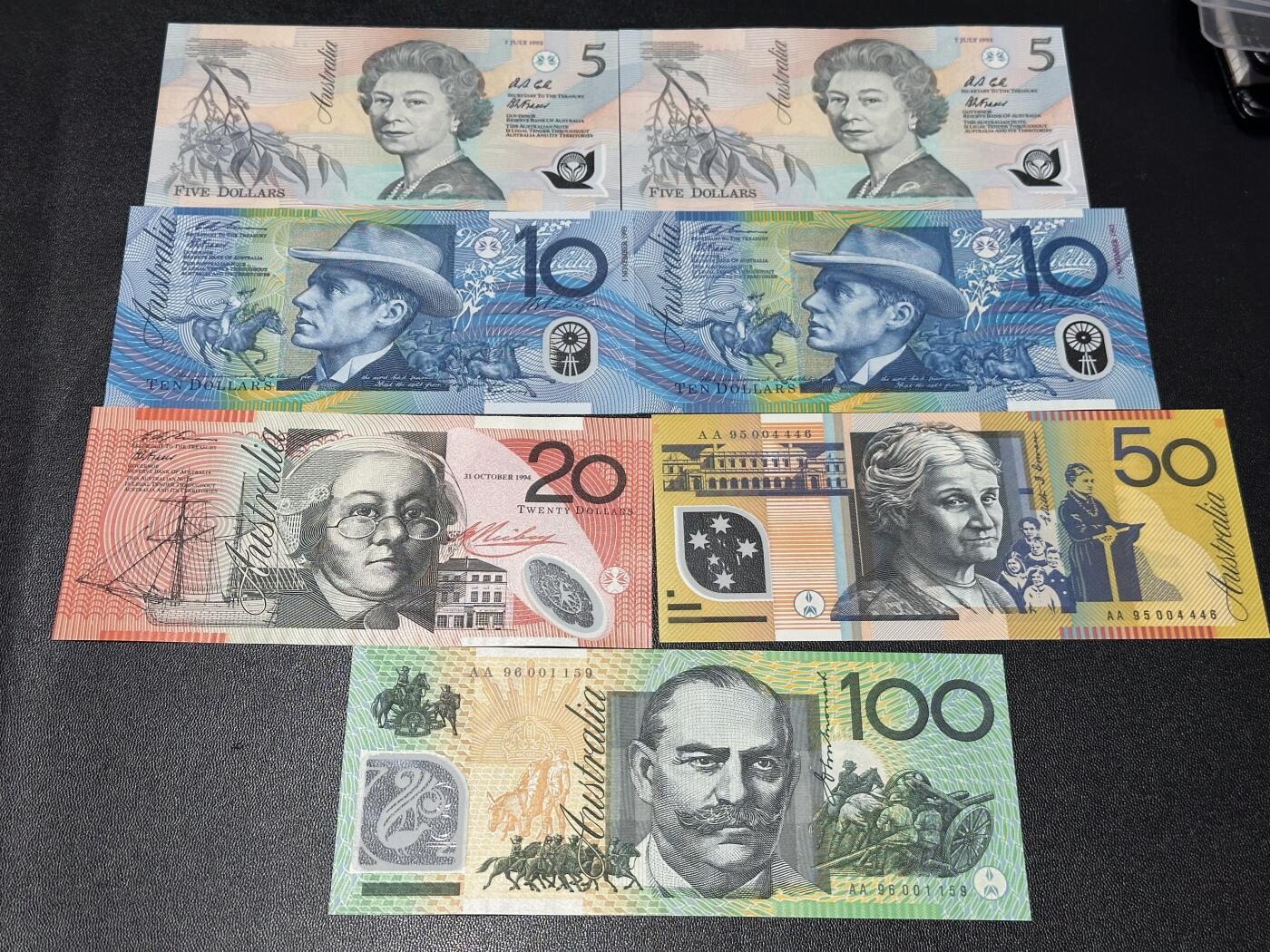 《外钞收藏家》第六百一十六期（精品场）（长期征集拍品、欢迎藏友们联系合作） 澳大利亚塑料钞5-100元 7张一起 首发年份带日期 全新UNC