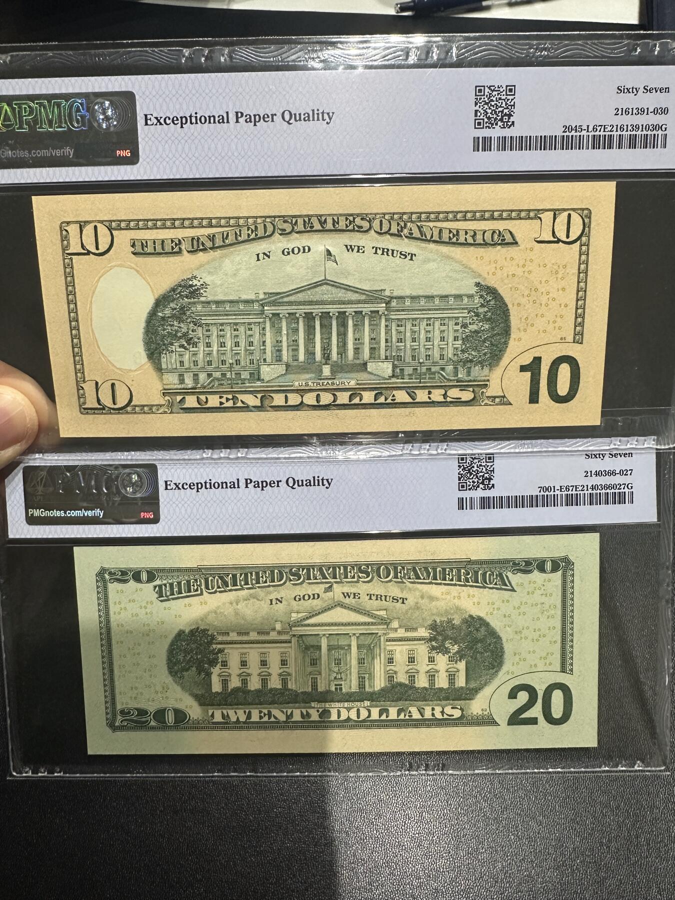 《外钞收藏家》第六百一十六期（精品场）（长期征集拍品、欢迎藏友们联系合作） 2017年美国彩版10和20美元 2张一起 PMG67