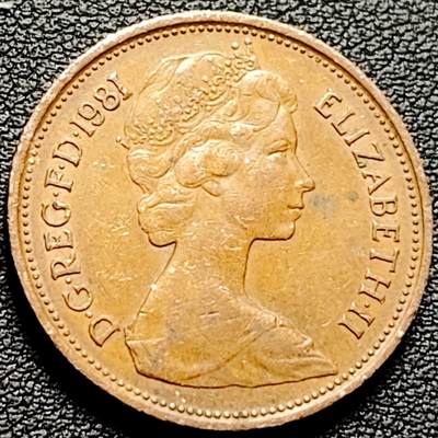 泉币菌-第206场-拍品多 请提前出价 威尔士皇冠 1981年 英国2便士 直径26MM铜币 女王花冠版