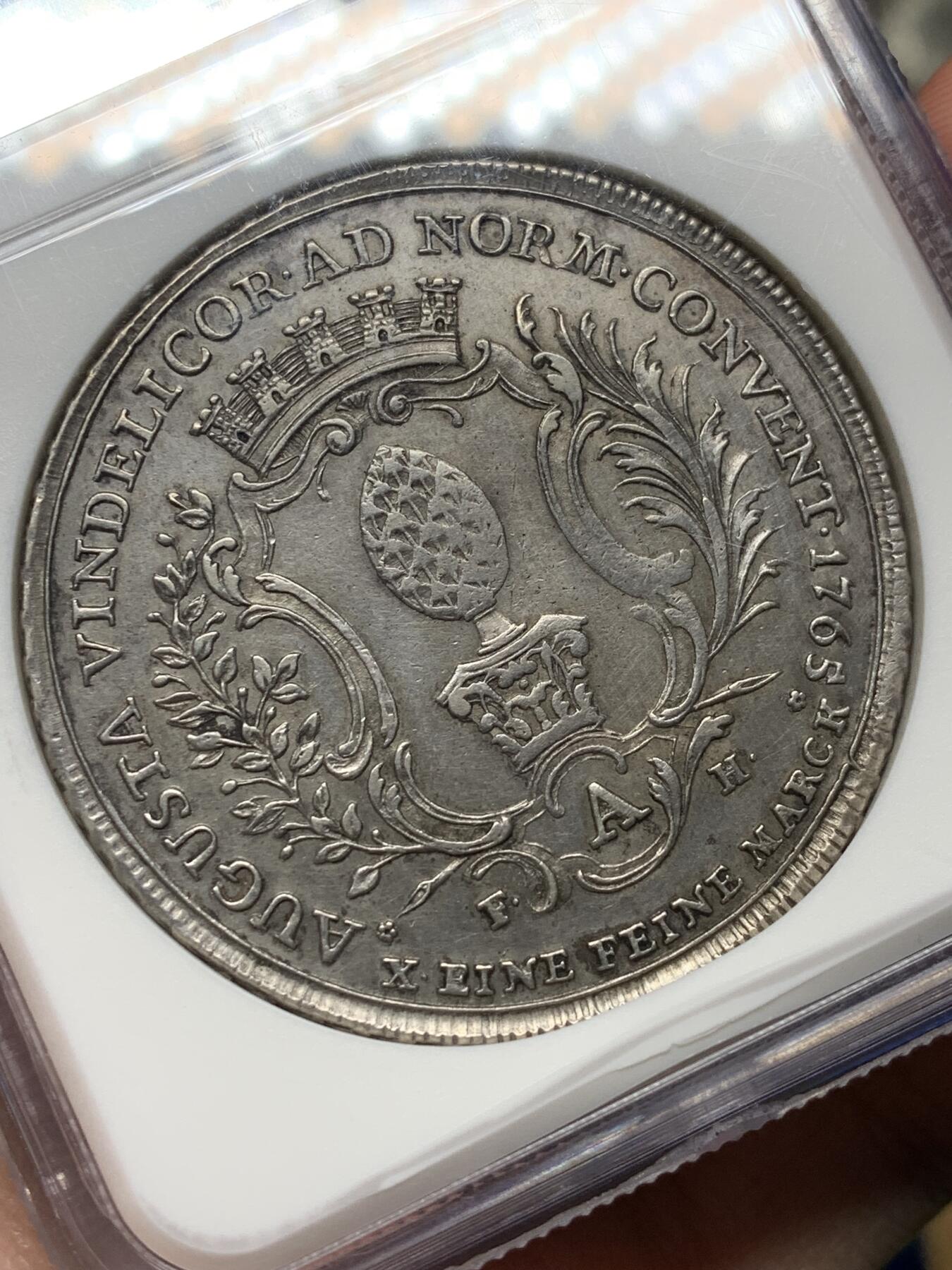 《竞宝斋》第469场 周日，周一 2场连拍 （全场包邮）欢迎送拍 NGC AUD 奥格斯堡自由市 1765年 1泰勒银币 少见弗朗茨一世头像