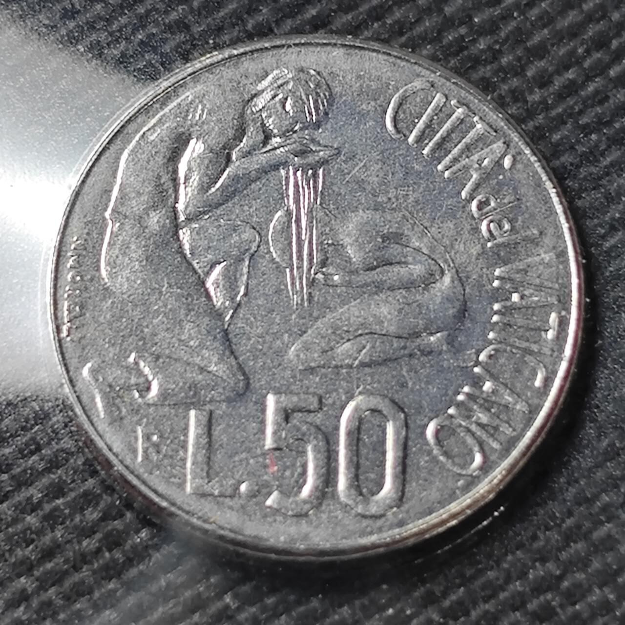 KK钱币收藏小铺   第405期 2月预留时间 周末发货 梵蒂冈50里拉 