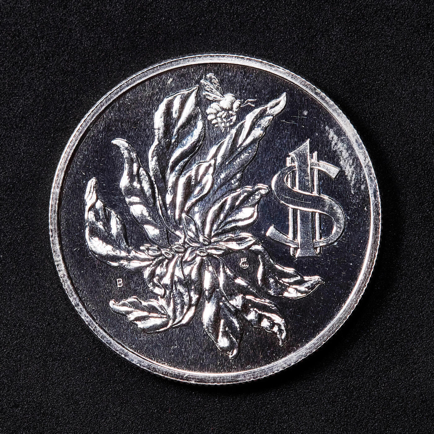 【俄甄集藏】2026年(049)03-18星期三 晚 19:30 全场包邮 英属开曼群岛1972年香蕉兰花题材纪念女王登基银禧1元精制银币，重18克，925银，发行量2168枚