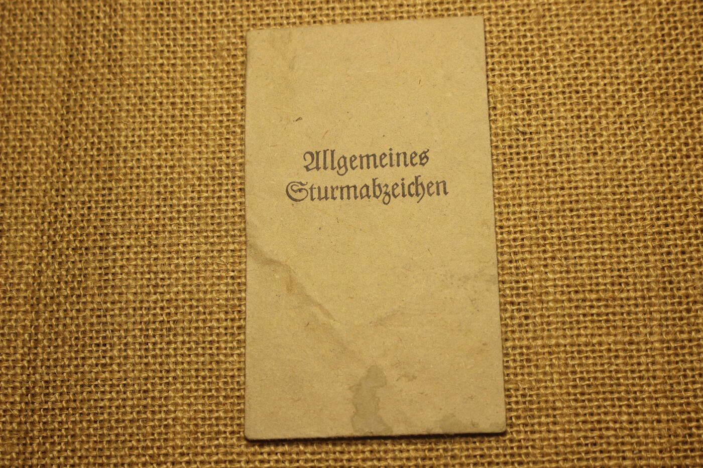 2026.3.14德系主题拍卖 德三普通突击奖章纸袋，库存品相，年代久远纸张略有痕迹