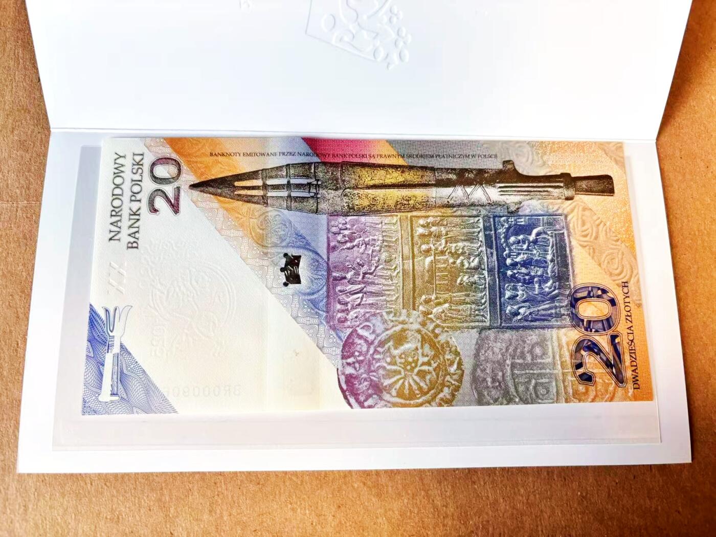 【Blue Auction】世界纸币精拍第793期——18级TOP拍卖/信誉/品质/专业/高效💫 【带册 9069倒置号】波兰 2025年20兹罗提 纪念钞 全新UNC