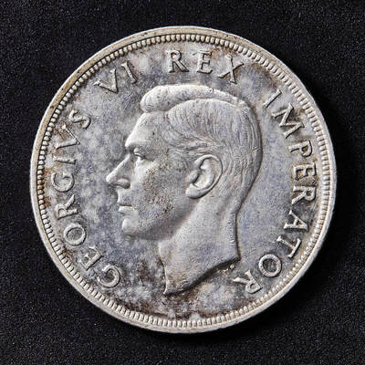 【俄甄集藏】2026年(049)03-18星期三 晚 19:30 全场包邮 - 英属南非1947年乔治六世5先令大银币，重28.28克，800银，原味状态