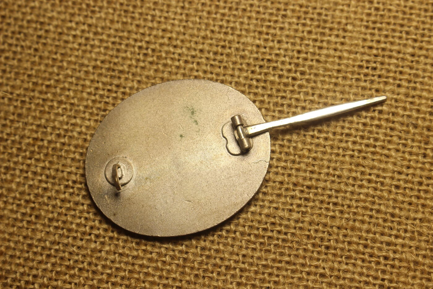 2026.3.14德系主题拍卖 【疑似战后造】德三银战伤，铜合金镀银，细节较为锐利，可能为战后原厂制造