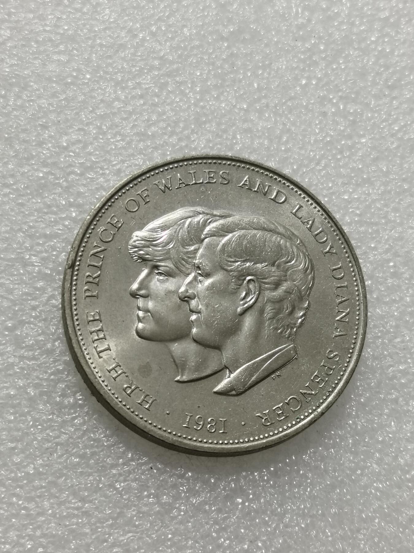 天下钱庄专场欢迎参拍 英国纪念币，镍币