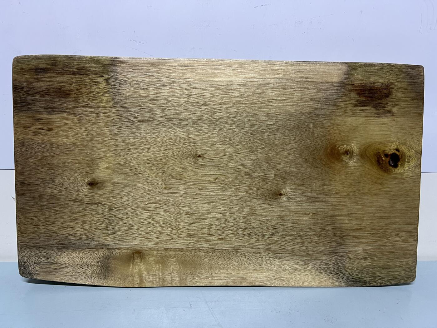 零元拍：金丝楠茶盘 金光闪闪。尺寸约：45/25.5/3.3CM。 