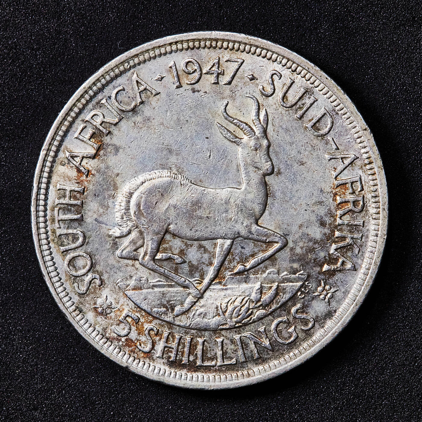 【俄甄集藏】2026年(049)03-18星期三 晚 19:30 全场包邮 英属南非1947年乔治六世5先令大银币，重28.28克，800银，原味状态