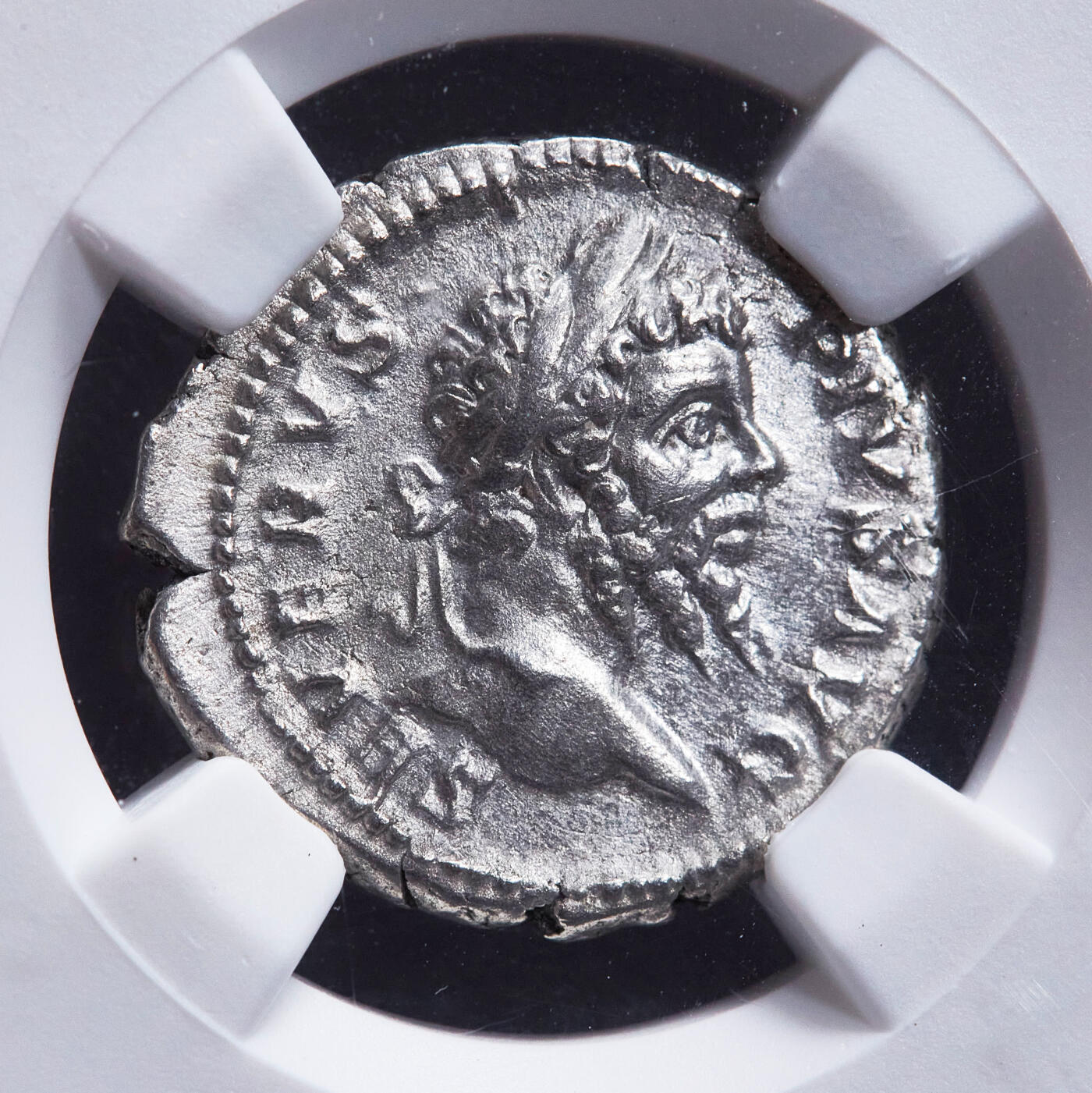 【俄甄集藏】2026年(049)03-18星期三 晚 19:30 全场包邮