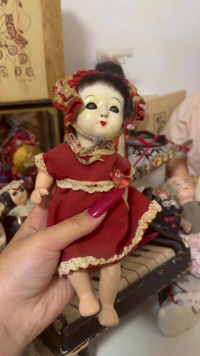 西洋风古董市松娃娃