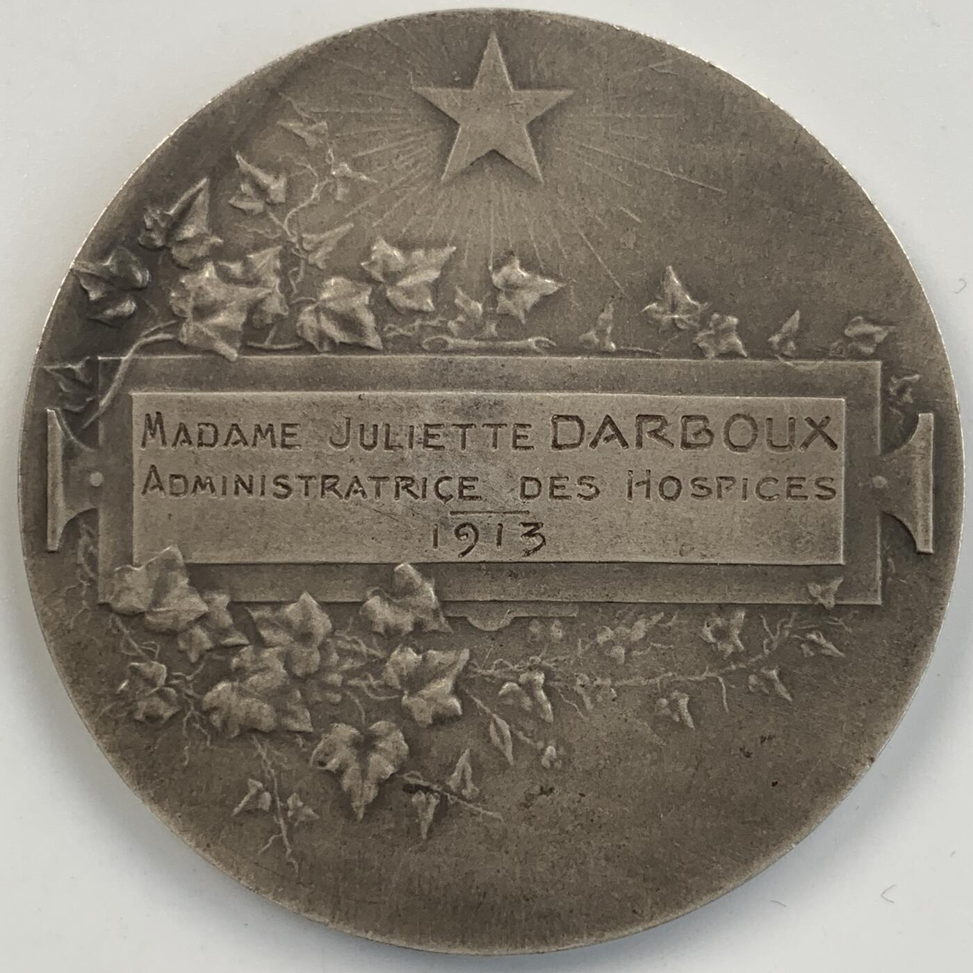 掌中浮雕-藏着的欧洲第054场 1913年法国马赛市民医院银章，50mm，63.5g