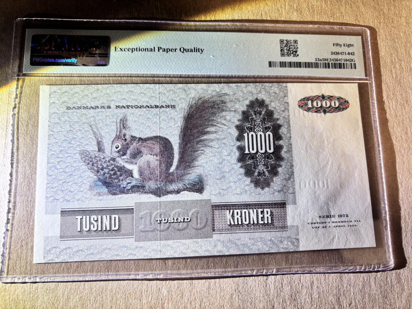【Blue Auction】世界纸币精拍第793期——18级TOP拍卖/信誉/品质/专业/高效💫 【a版A1冠】丹麦 1972年1000克朗 大松鼠 PMG58EPQ 近新原票 只有一道非常轻微的折 油墨及纸张凹凸感非常好 动物钞经典品种勿错过
