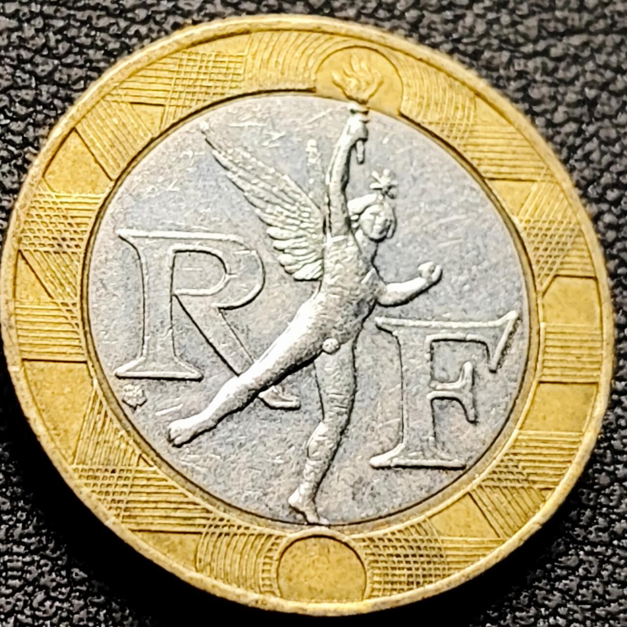 泉币菌-第207场-拍品多 请提前出价 。