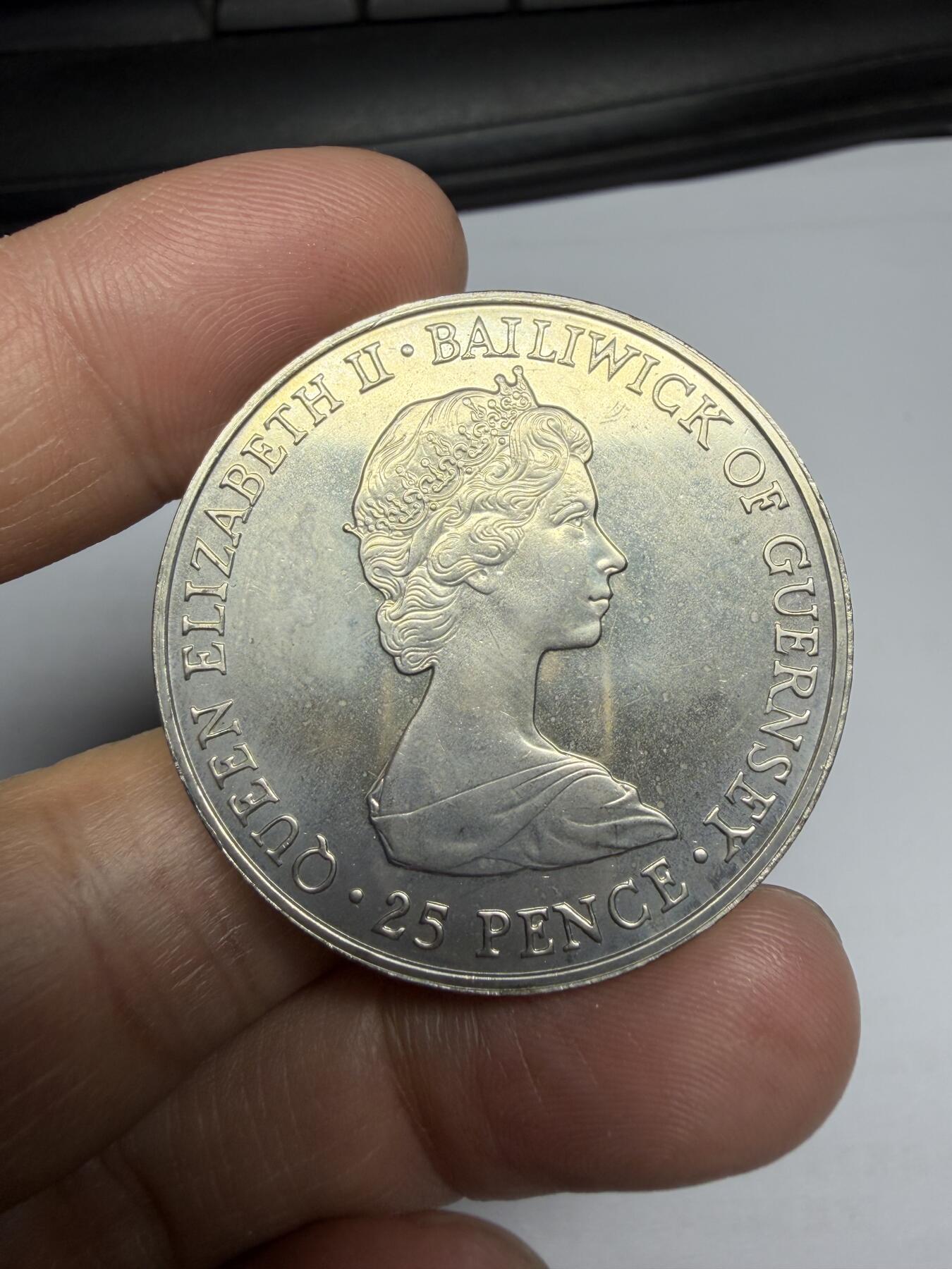 2026年集古藏今外币拍卖第三期-第2场—（总第312拍），可以寄存60天，满160元包邮。 1980年根西发行女王80周年纪念币