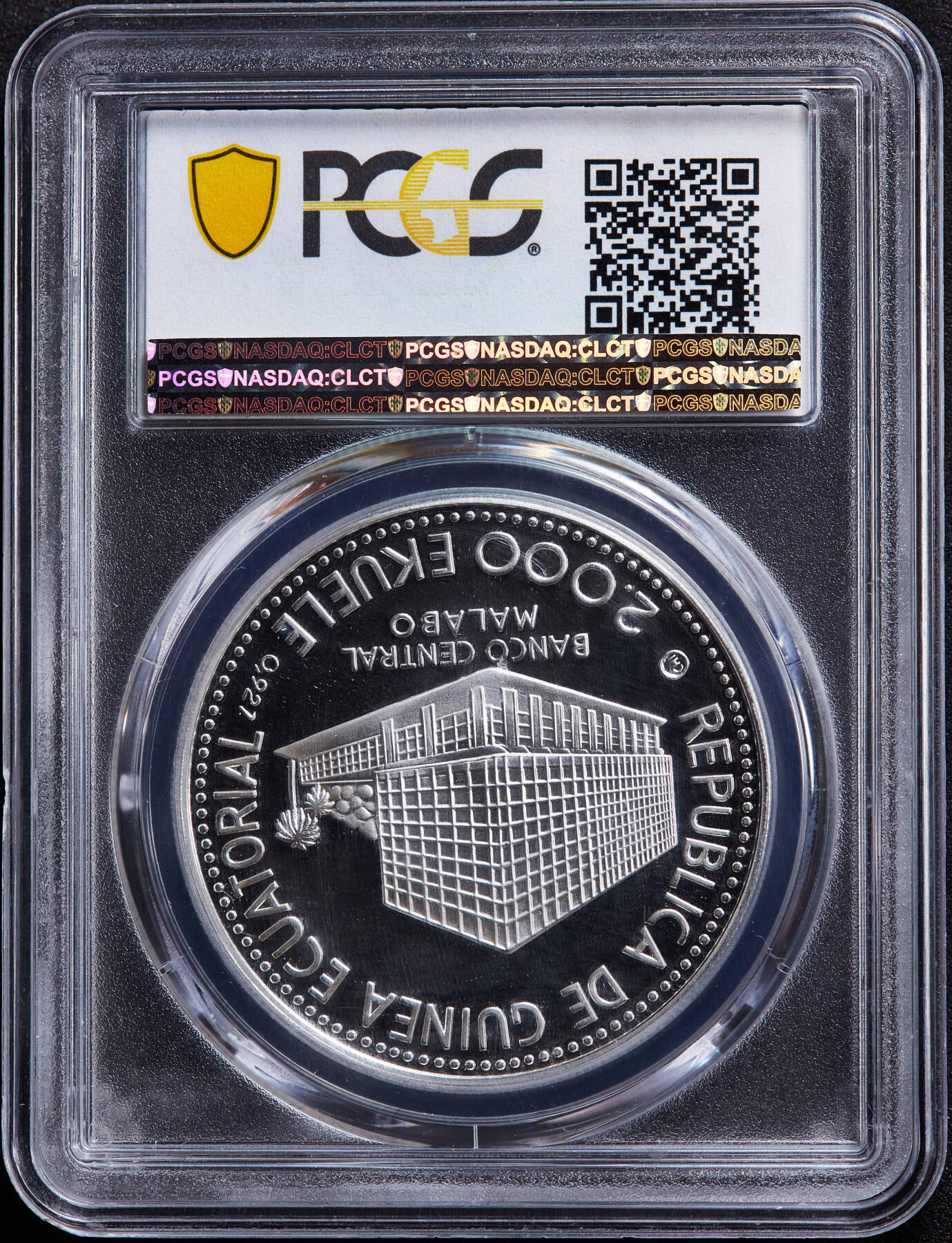 【俄甄集藏】2026年(049)03-18星期三 晚 19:30 全场包邮 赤道几内亚1980年野生动物-非洲猎豹2000依库雷精制大银币，PCGS PR68DC，重31克，927银，发行1000枚，稀有