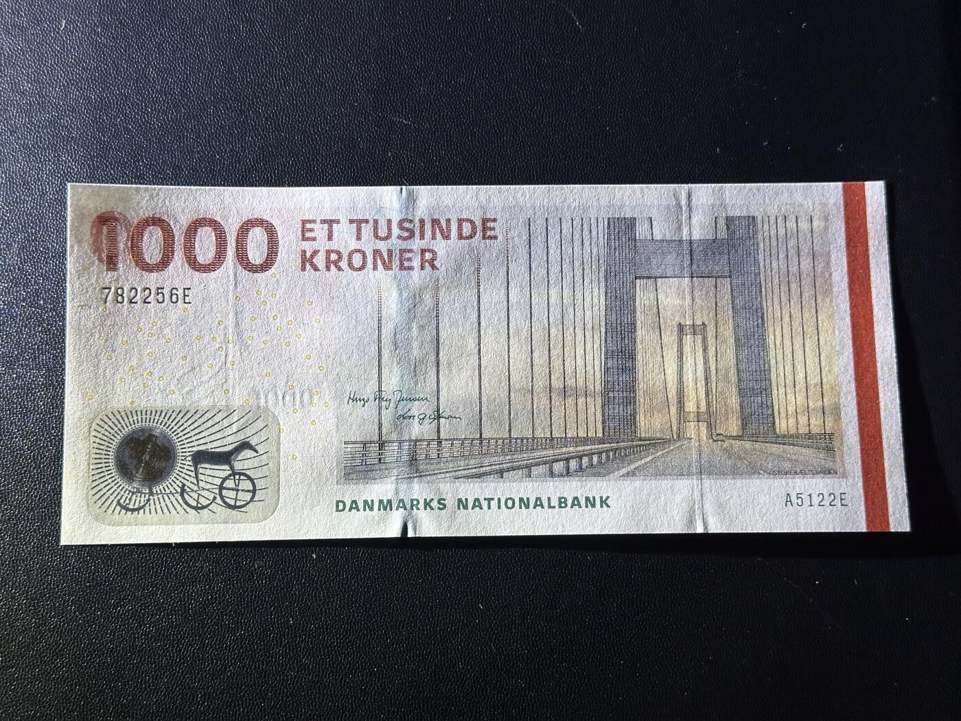 《外钞收藏家》第六百一十六期（精品场）（长期征集拍品、欢迎藏友们联系合作） 2009年丹麦桥版1000克朗 全新UNC