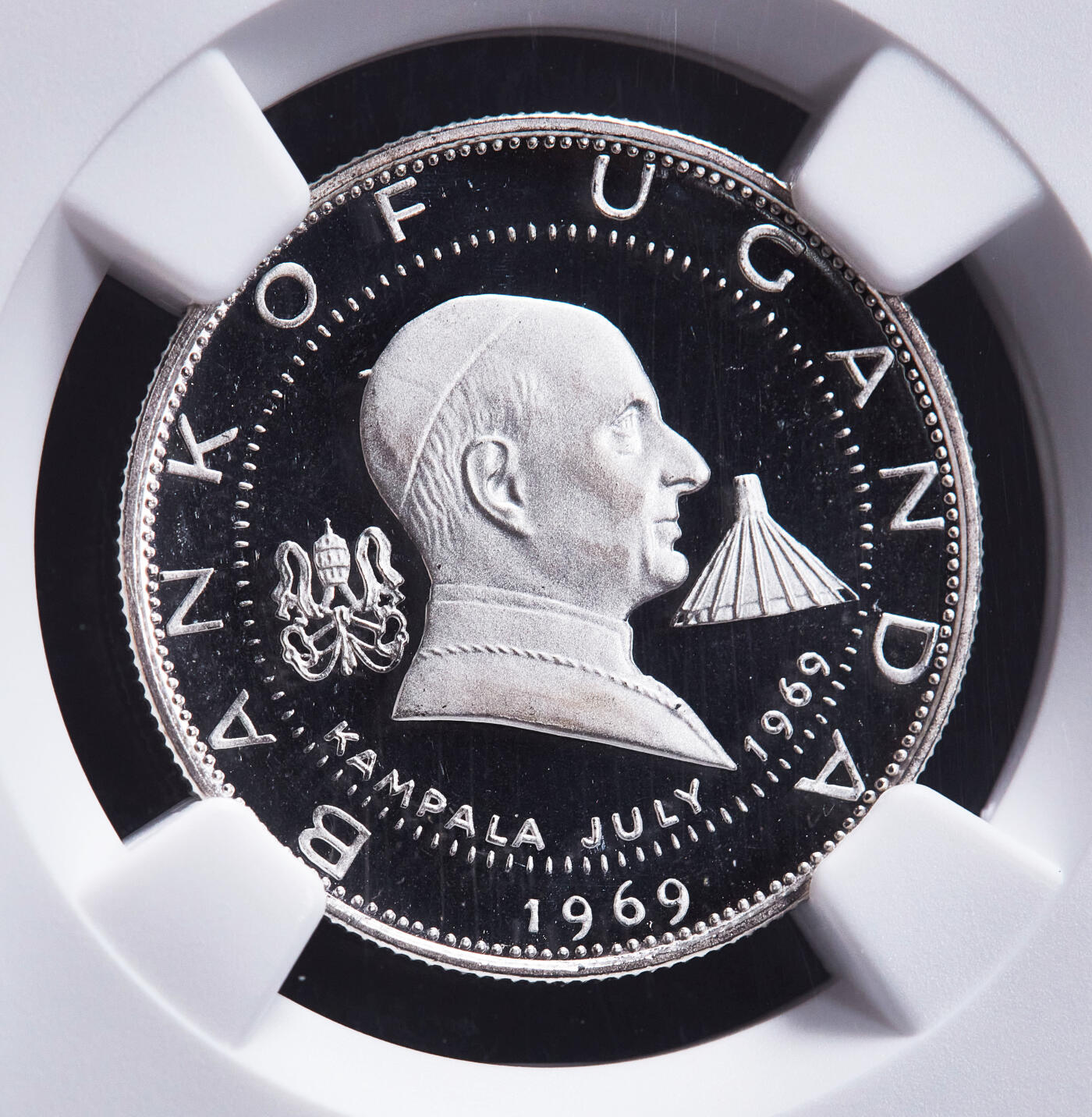 【俄甄集藏】2026年(049)03-18星期三 晚 19:30 全场包邮 乌干达1969年纪念教皇保罗六世访问2先令精制银币，NGC PF69UC，重4克，999银，发行量8170枚