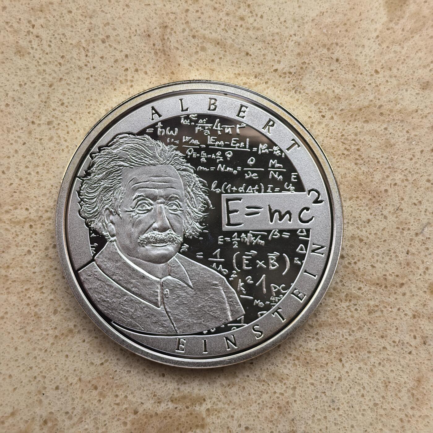道一币馆币章第一百六十八场 原盒证 比利时2016年物理学家阿尔伯特·爱因斯坦10欧元精制银币