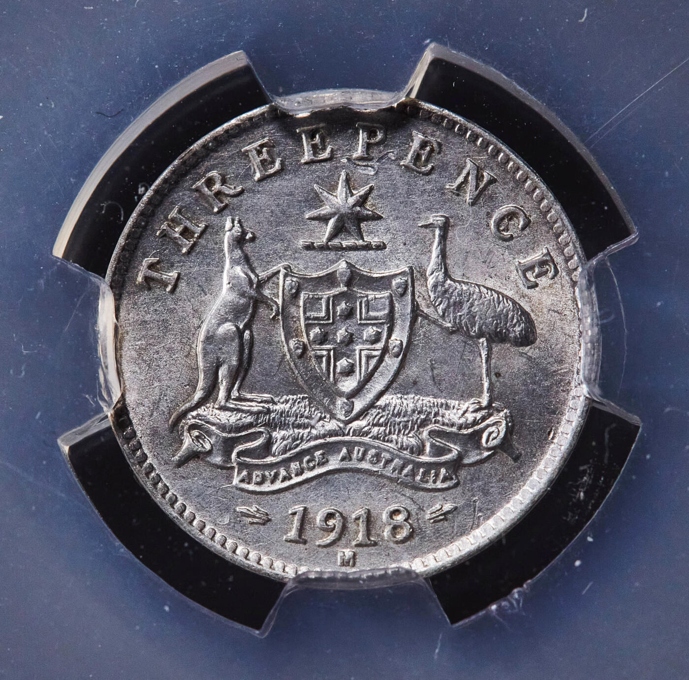 【俄甄集藏】2026年(049)03-18星期三 晚 19:30 全场包邮 英属澳大利亚1918年乔治五世M版3便士银币，信泰 MS66，原味转光品相