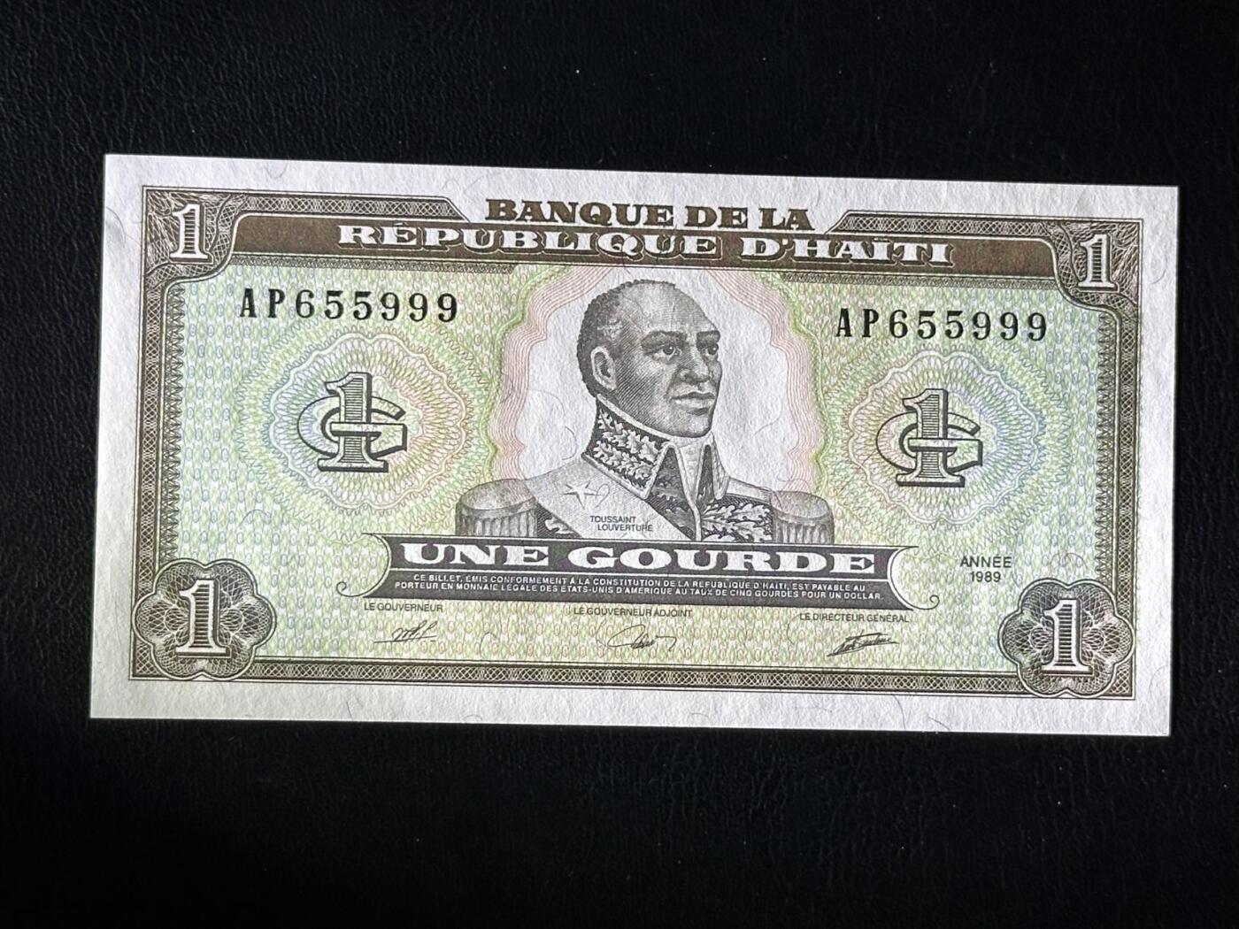 丙午马年三月第二场 精品更新 古巴1989年1海地，999豹子号无47，荧光漂亮！品相unc！（不设起拍放漏）