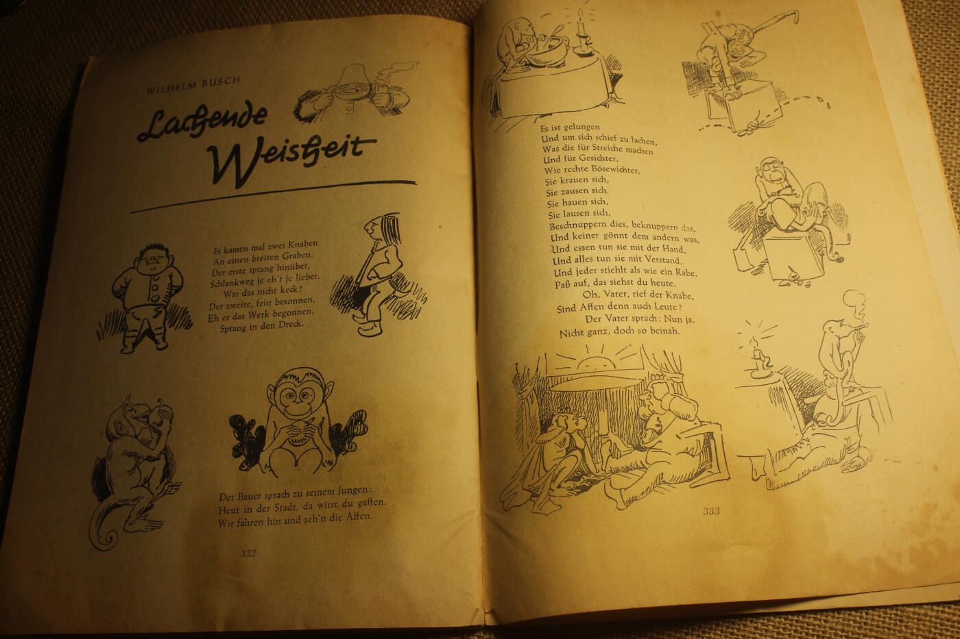 2026.3.14德系主题拍卖 德三士兵周刊，1942年第7期，国防军统帅部出版，合计46页，包含了一些小故事和东线的民俗文化等，夹页带战地明信片，年代久远纸张略有痕迹，结构完好