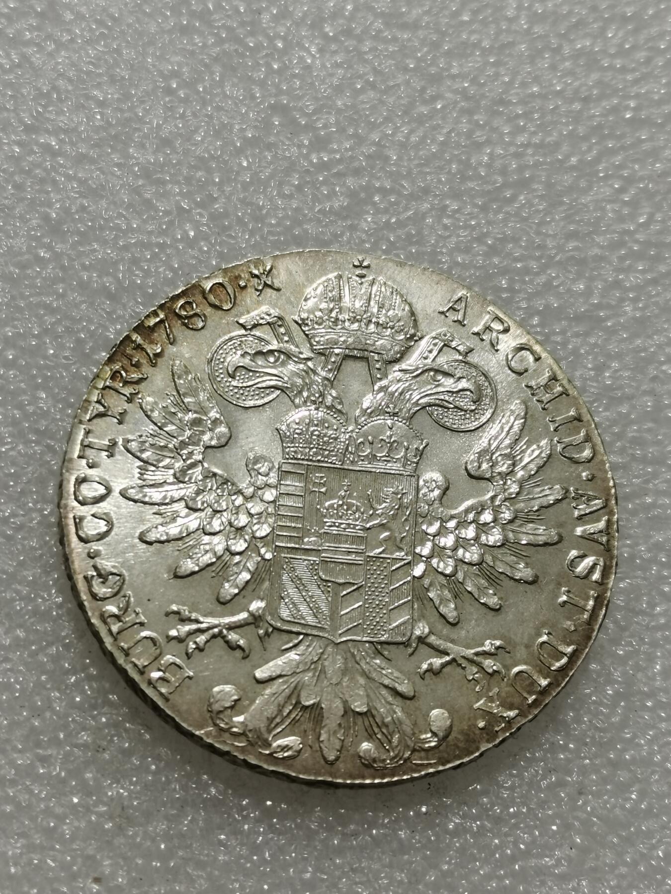 天下钱庄专场欢迎参拍 奥匈帝国大妈妈银币，官方后铸