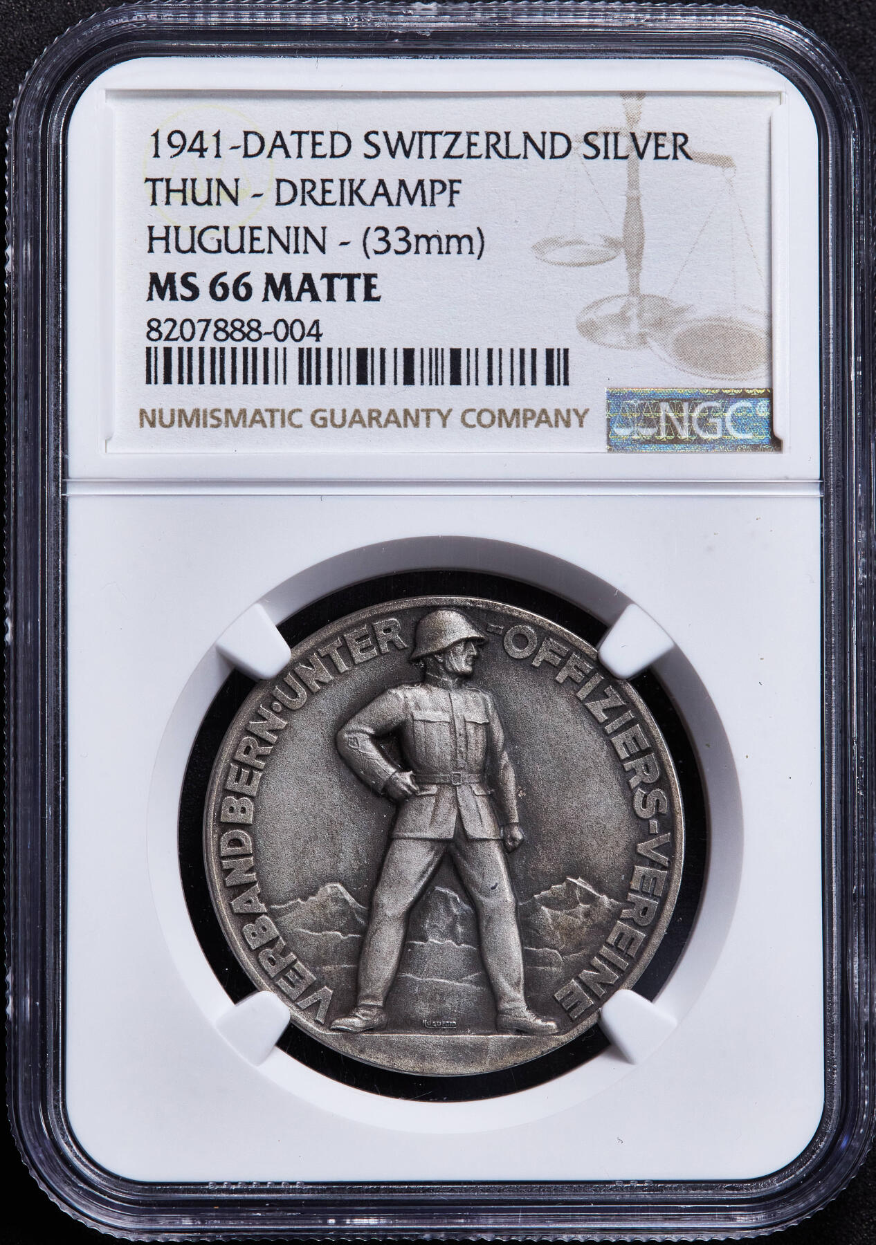 【俄甄集藏】2026年(049)03-18星期三 晚 19:30 全场包邮 瑞士1941年二战军事战备时期图恩市军官协会三项全能军事竞赛纪念银章，NGC MS66，磨砂底板，顶级状态，黄油酱彩老包浆，稀少品种
