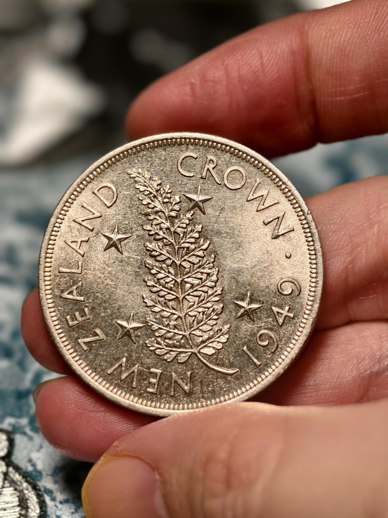 抚柳草堂-第十五期章牌钱币  奖章勋章限时免佣 满百包邮 放漏专场 1949乔治六世访问新西兰克朗银币 重28.2g 近未流通原光美品