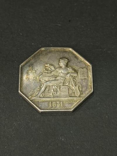 海外回流精品专场 - 法国回流纯银八角代用币（15.8g）